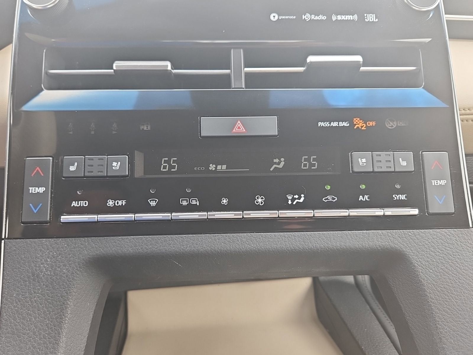 2019 Toyota Avalon XLE