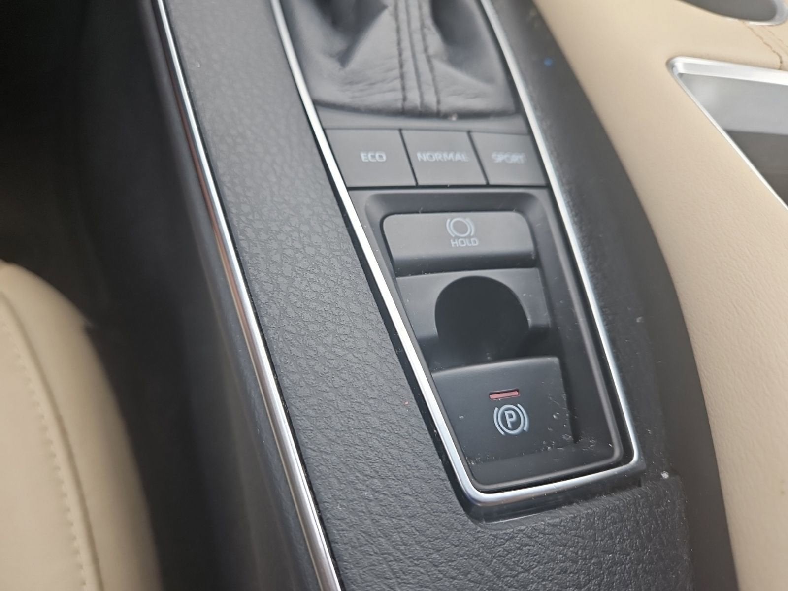 2019 Toyota Avalon XLE