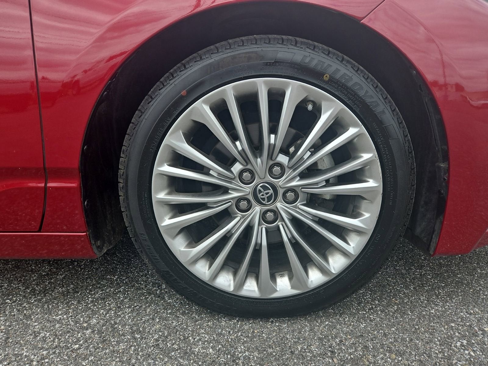 2019 Toyota Avalon XLE