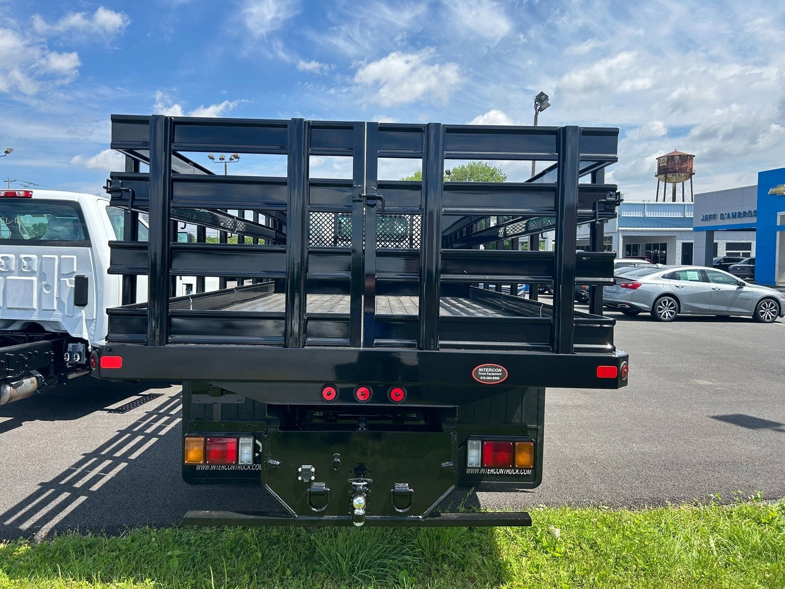 2024 Chevrolet Low Cab Forward 5500 XG Base