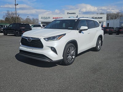 2022 Toyota Highlander Platinum