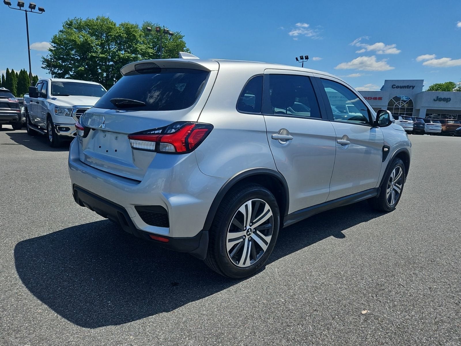2022 Mitsubishi Outlander Sport ES