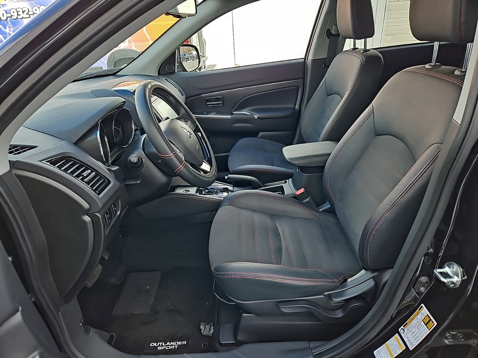 2024 Mitsubishi Outlander Sport S