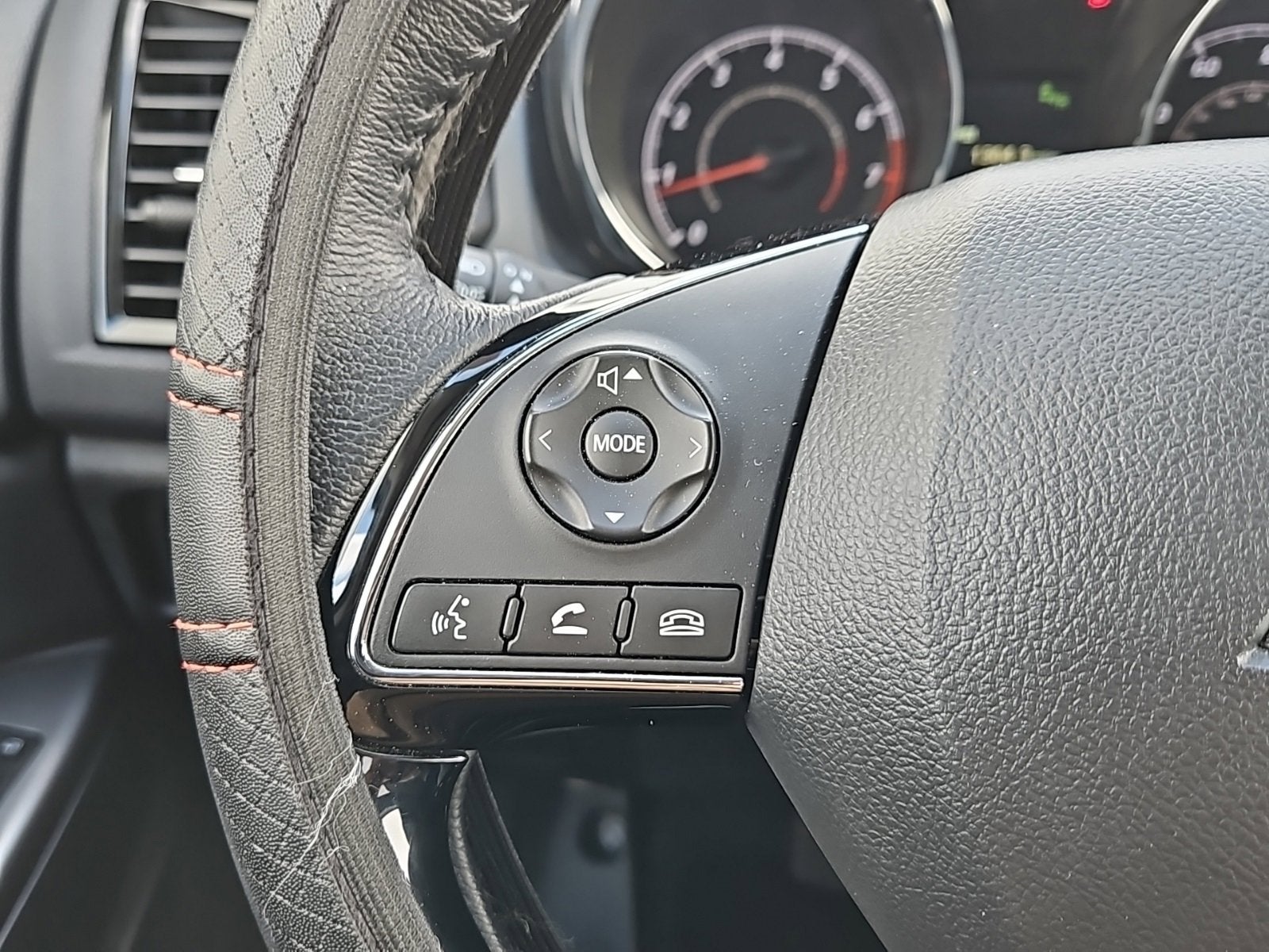 2024 Mitsubishi Outlander Sport S