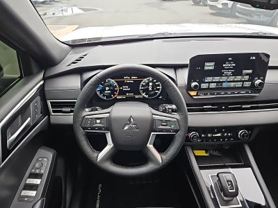2024 Mitsubishi Outlander SEL