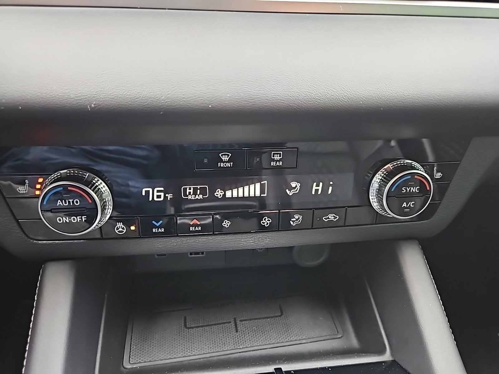 2024 Mitsubishi Outlander SEL