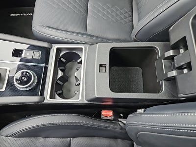 2024 Mitsubishi Outlander SEL