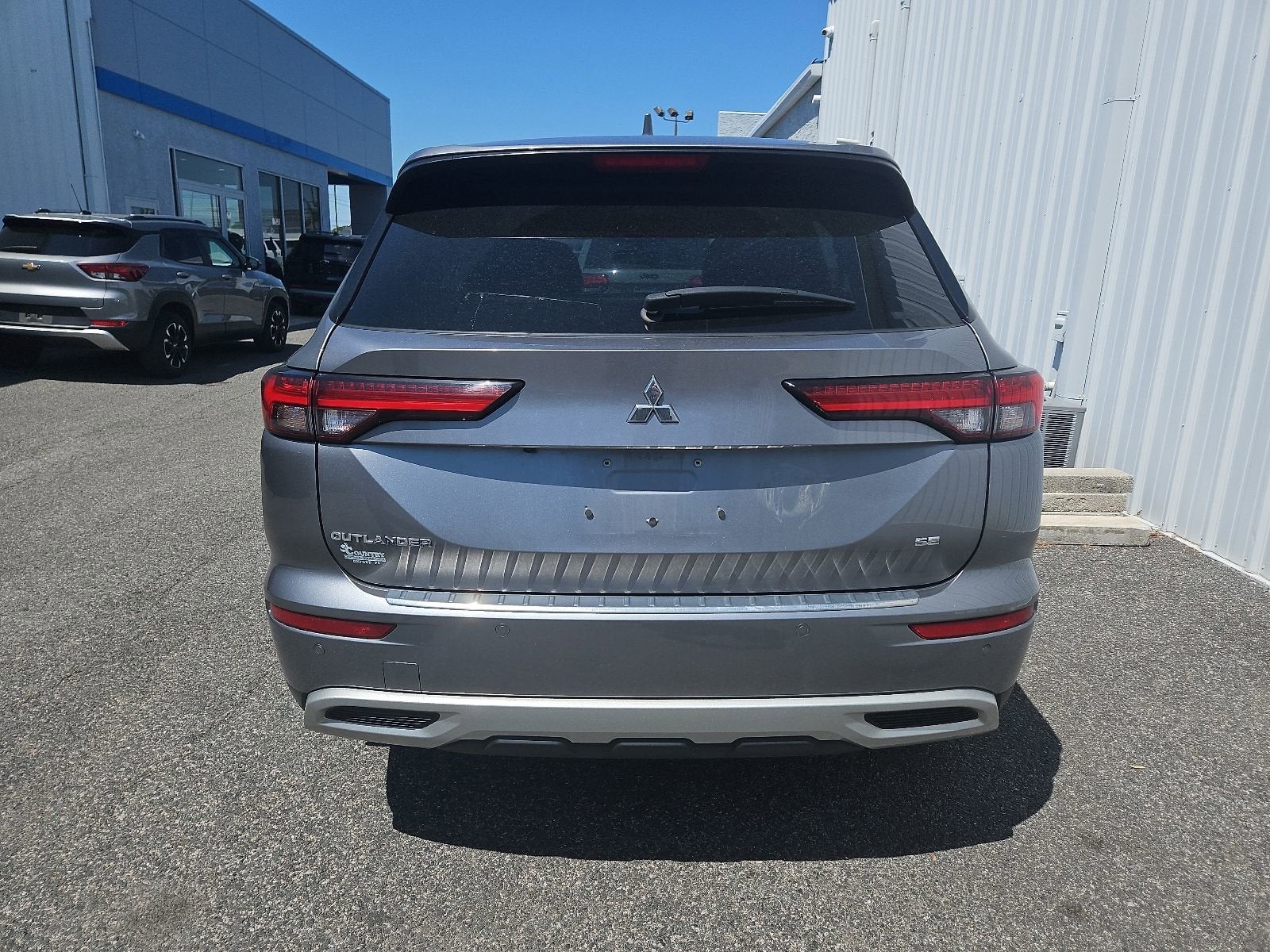 2023 Mitsubishi Outlander SE