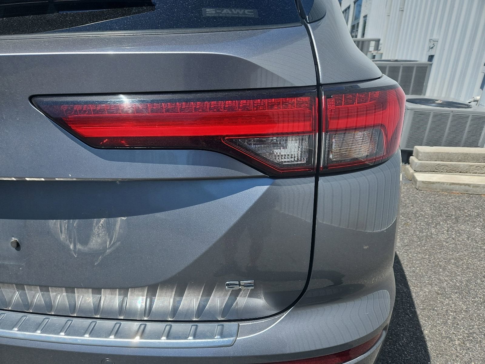 2023 Mitsubishi Outlander SE