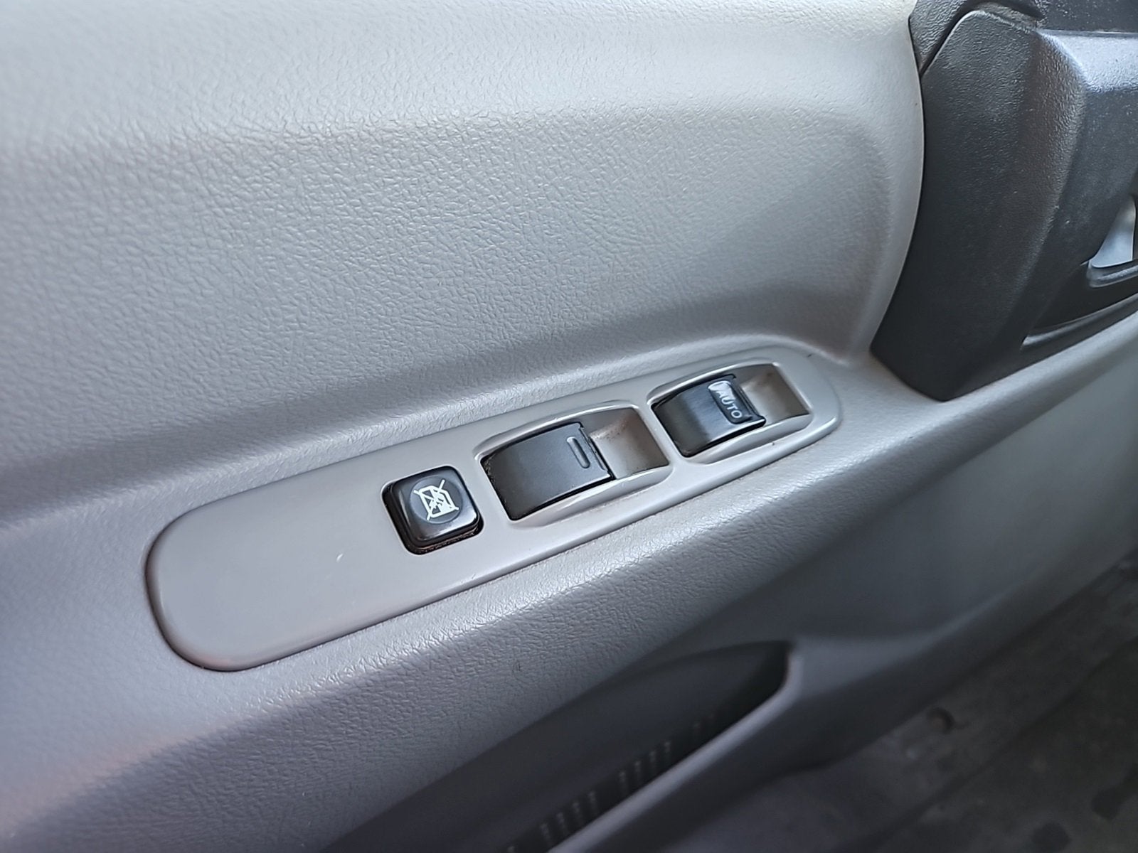 2020 HINO HINO 195 Base