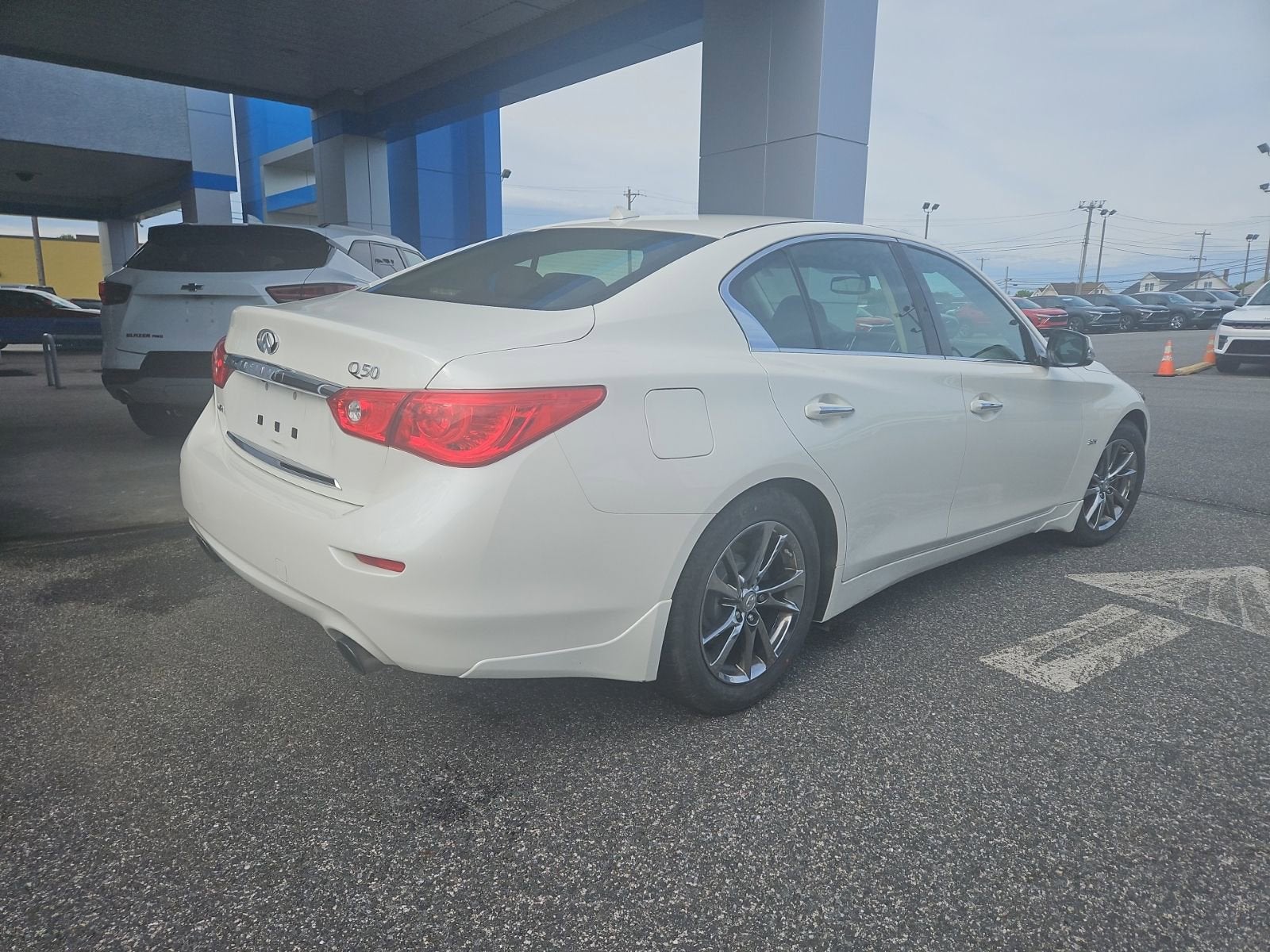 2017 INFINITI Q50 3.0t Signature Edition