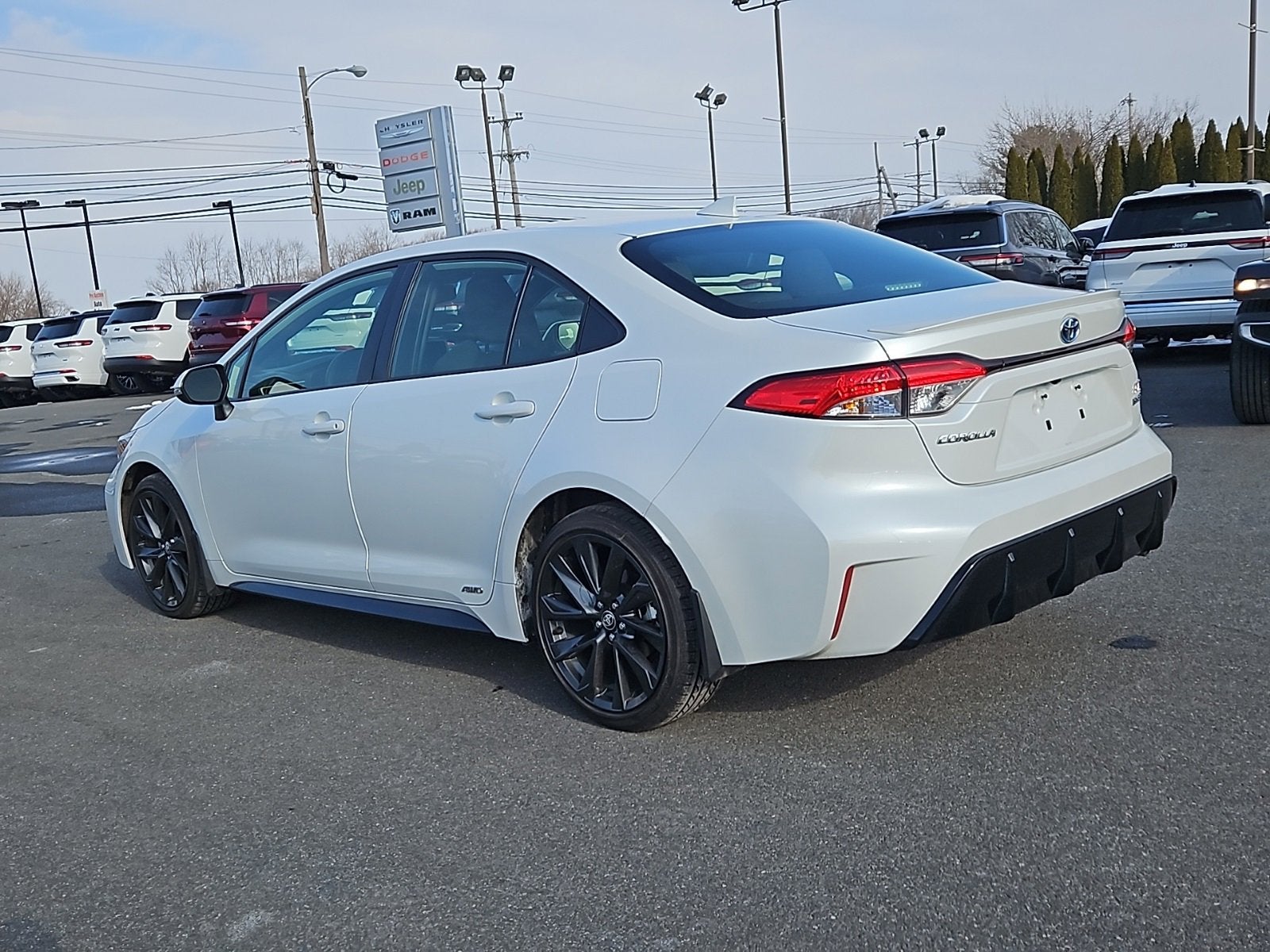 2024 Toyota Corolla Hybrid LE