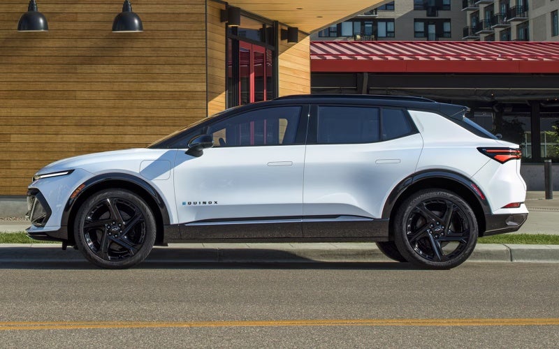 2026chevroletequinoxev-exterior-03
